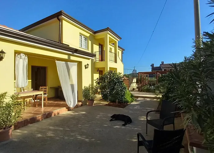 Antonio Solimar Apartamento *